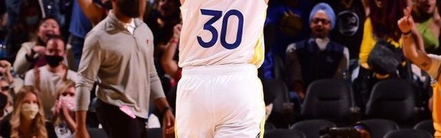 半岛体育官方网站-TA对话库里：每进一个三分都是历史 这真的很有趣