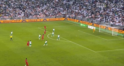 1634064903876030581.gif 3.gif